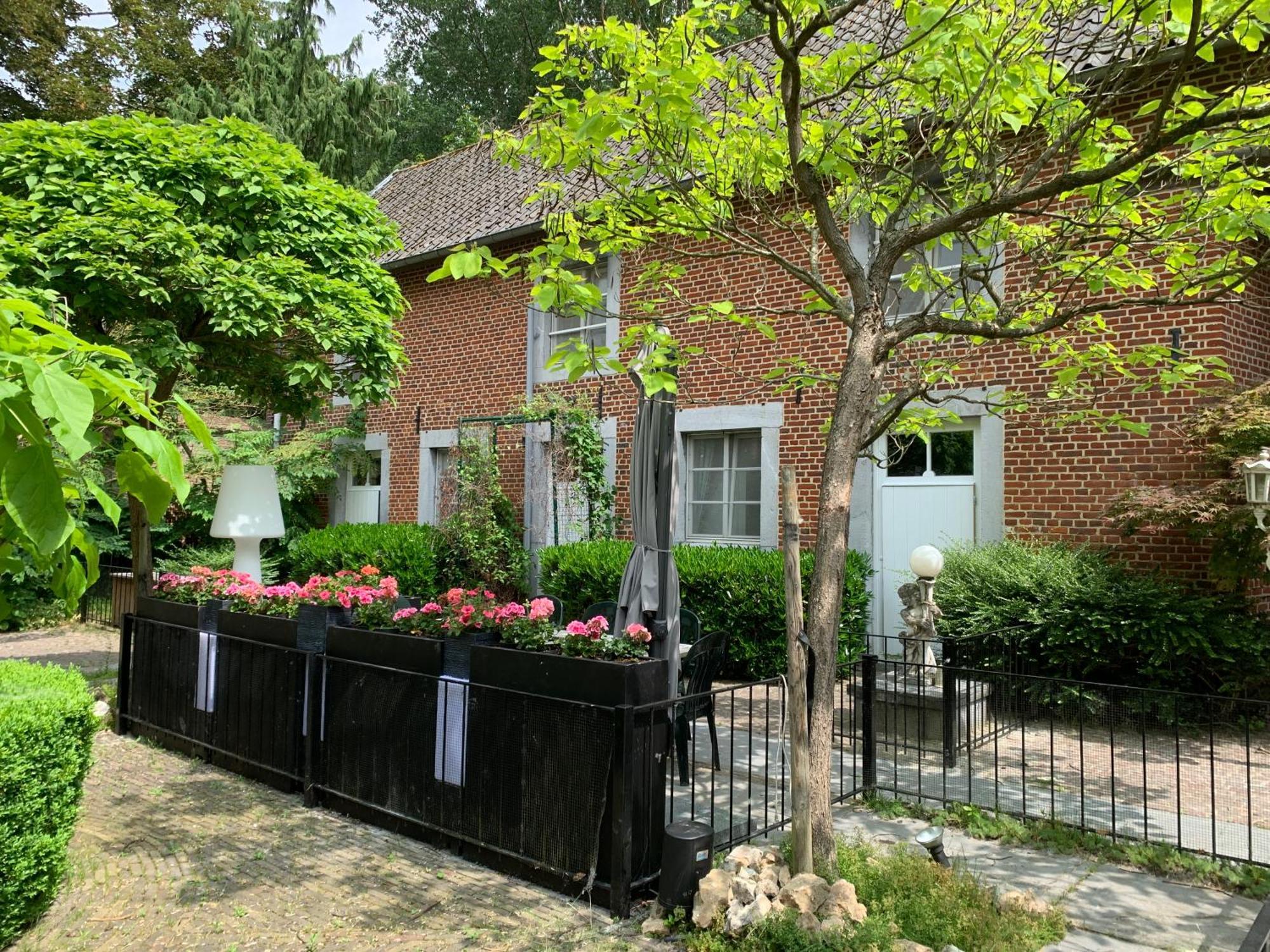 Vakantie Huizen De Heerlijkheid Satenbergh Villa Heers ภายนอก รูปภาพ
