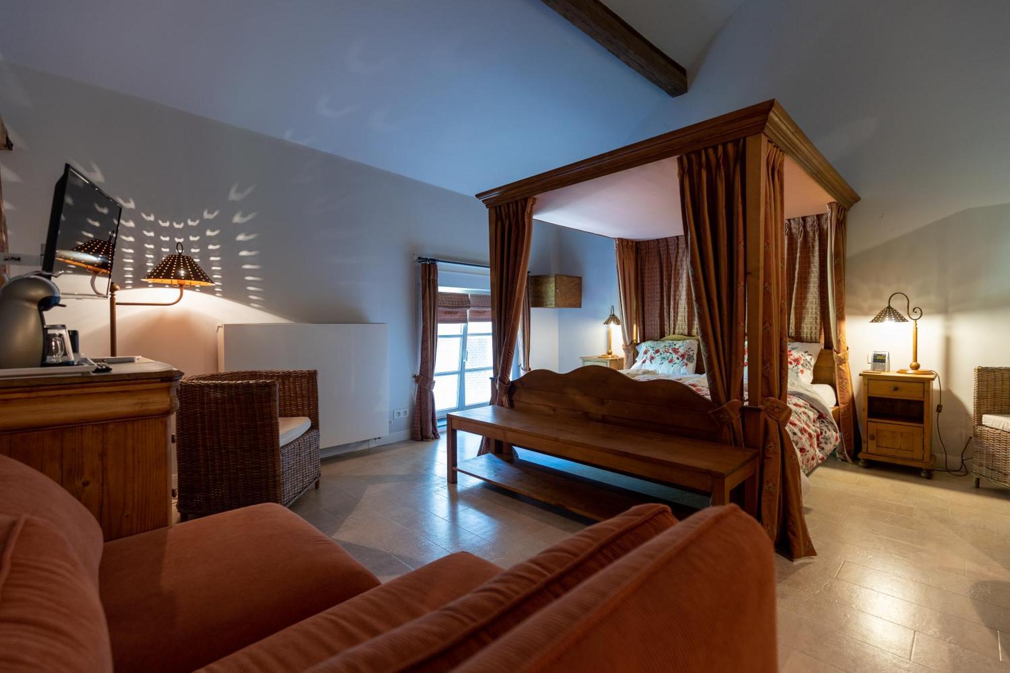 Vakantie Huizen De Heerlijkheid Satenbergh Villa Heers ภายนอก รูปภาพ